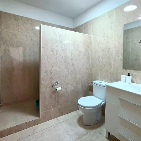 In Americas - Floritas * Playa de las Américas